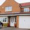 The Pavilion - Stunning, 4 Bedroom House with Free Parking