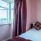 M and J Guest House - Cleethorpes