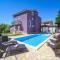 Awesome Home In Perci With 5 Bedrooms, Wifi And Outdoor Swimming Pool - Tar