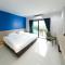 B Hotel