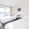 Mirror Lake Apartment