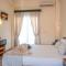 Aristides Hotel