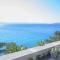 Beachfront apartments Carlo
