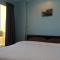 U Dee Room and Coffee