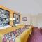 Super 8 by Wyndham Hillsville