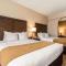 Comfort Suites Maingate East