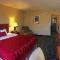 Mystic River Hotel & Suites