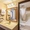 AmericInn & Suites by Wyndham Baraboo Event Center
