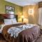 The Douillet by Demeure Hotels