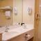 Super 8 by Wyndham Irving/DFW Apt/North