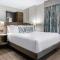 Cambria Hotel Downtown-Center City