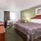 Super 8 by Wyndham Pittsburgh/Monroeville Super 8 by Wyndham Pittsburgh/Monroeville