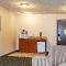 Comfort Inn & Suites Pacific - Auburn
