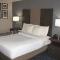 La Quinta Inn & Suites by Wyndham Peru Starved Rock St Park