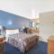 Days Inn by Wyndham Seattle North of Downtown