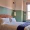 The Drayton Hotel Savannah, Curio Collection by Hilton