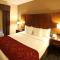 Comfort Suites Near University