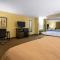 Quality Inn & Suites Sun Prairie Madison East