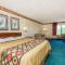Super 8 by Wyndham Piedmont Greenville Area