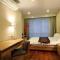 D Varee Montara Thonglor 25