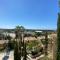 Retro n’ Boujee 1BR Apt with Pool and Balcony