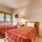 Twin Elk Lodge
