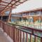 Lanta Ray Bay Hotel
