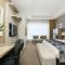 305 Sandton Skye Apartments