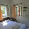 Santorini Camping/Rooms