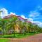 LeCoco Homestay Tiara Desaru with Netflix Pool View