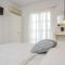 simos luxury apartments
