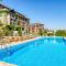 Ampelo Resort