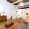 Charming Santa Croce Loft