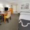 La Quinta by Wyndham Dallas - Addison Galleria