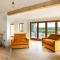 Hastings Retreat Rural barn conversions with Private Lake - 阿什比德拉祖什