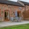 Hastings Retreat Rural barn conversions with Private Lake - 阿什比德拉祖什