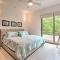 Penthouse with Infinity Pool and Golf Course in Akumal