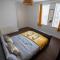 Beautiful Seaside Apartment-free parking