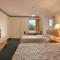 Super 8 by Wyndham Brownsburg