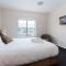Pacific Blue 245-265 Sandy Point Rd - Dual Key Access, air conditioned unit with resort facilities and linen supplied