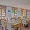 Yaman Life Hotel