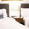 Blue Sage Inn & Suites