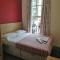 Colliers Hotel
