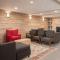 Country Inn & Suites by Radisson, Pella, IA