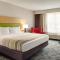 Country Inn & Suites by Radisson, Pella, IA