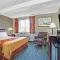 Travelodge by Wyndham Iowa City