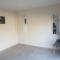 Sharons House: Modern Self-Catering rooms