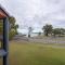 Bribie Waterways Motel - Bongaree