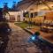 ART Hostel & Apartments