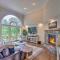 Spacious Elk Mountain Sanctuary with Deck and Views! - أشفيل